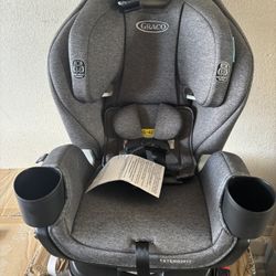 NEW! Graco Extend2fit 3:1 Car Seat