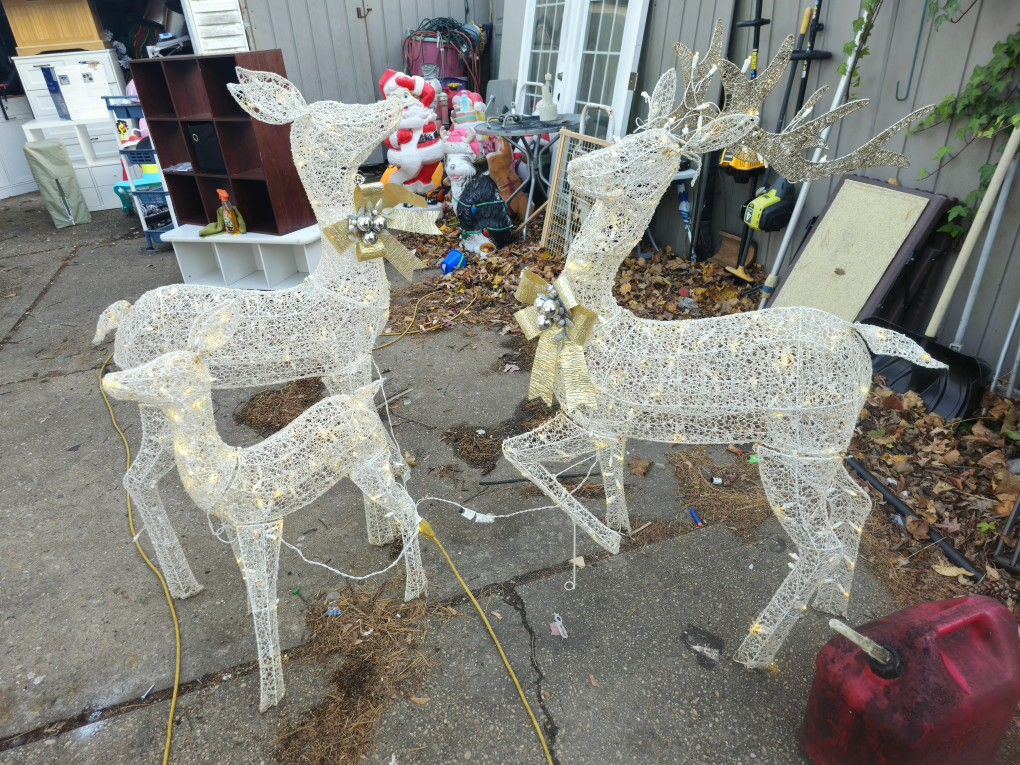 Price Is Firm.. 52 in Christmas Reindeer Family