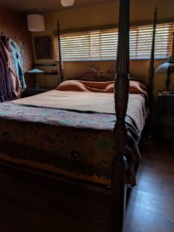 Cal King Antique 4 Post Bed Frame with Puffy Mattress