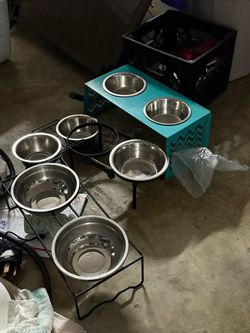 Dog/cat bowls