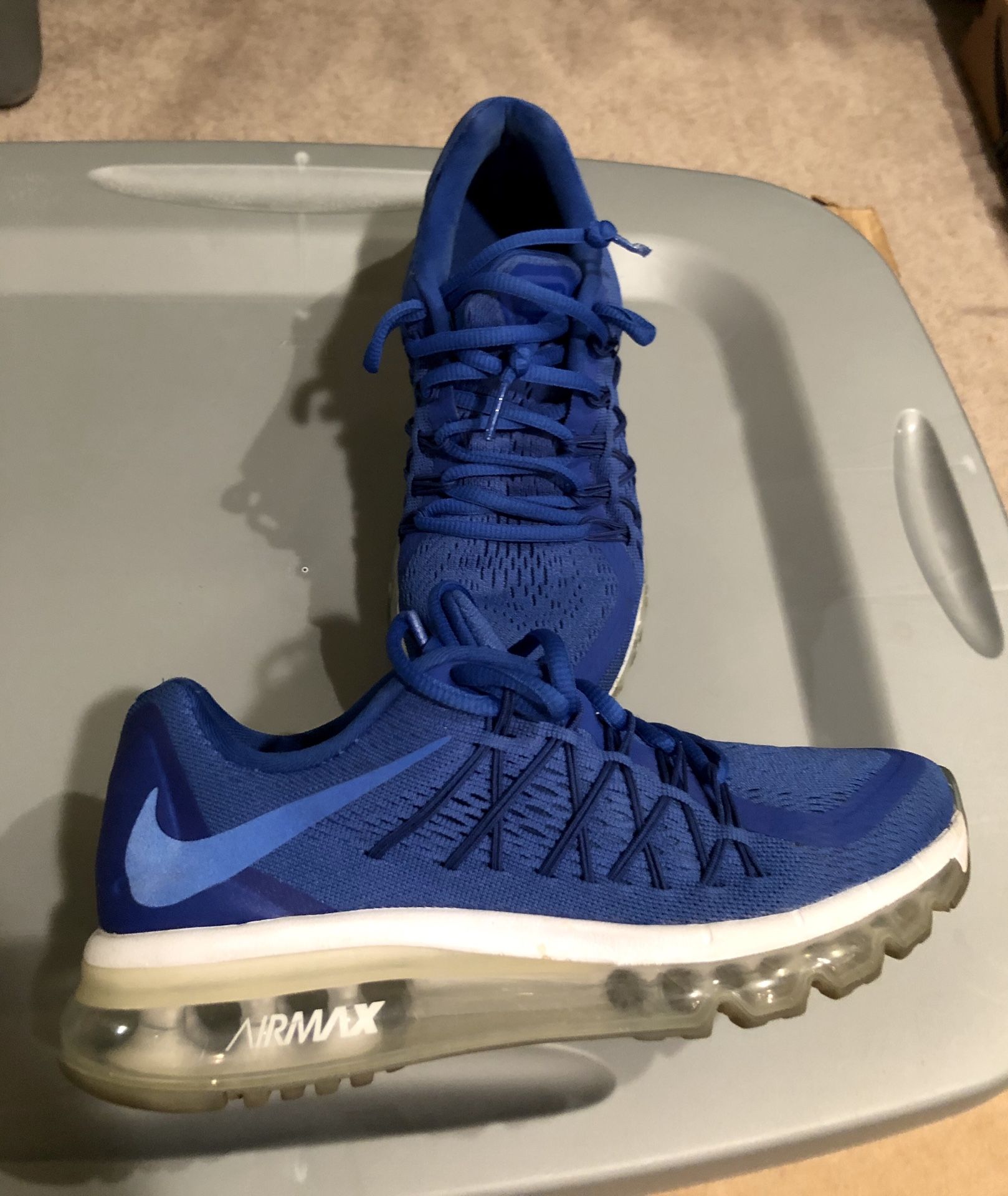 Boys Nike shoes size Y6