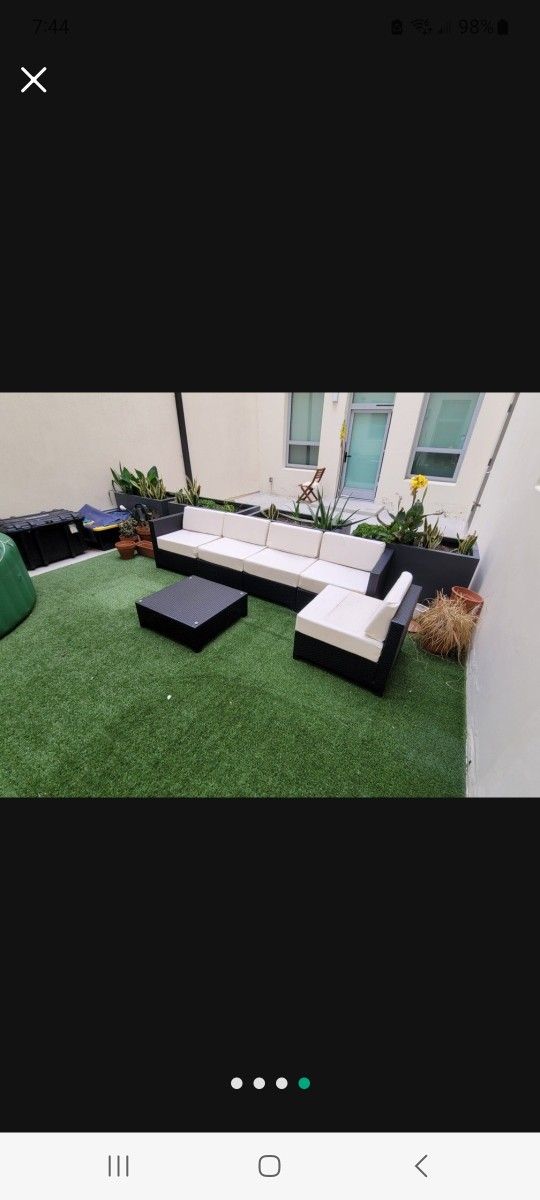 Synthetic Turf 12 X 15 Need Gone Like New