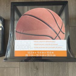 Basketball Displays Case