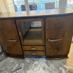 FREE TV STAND - MUEBLE GRATIS 