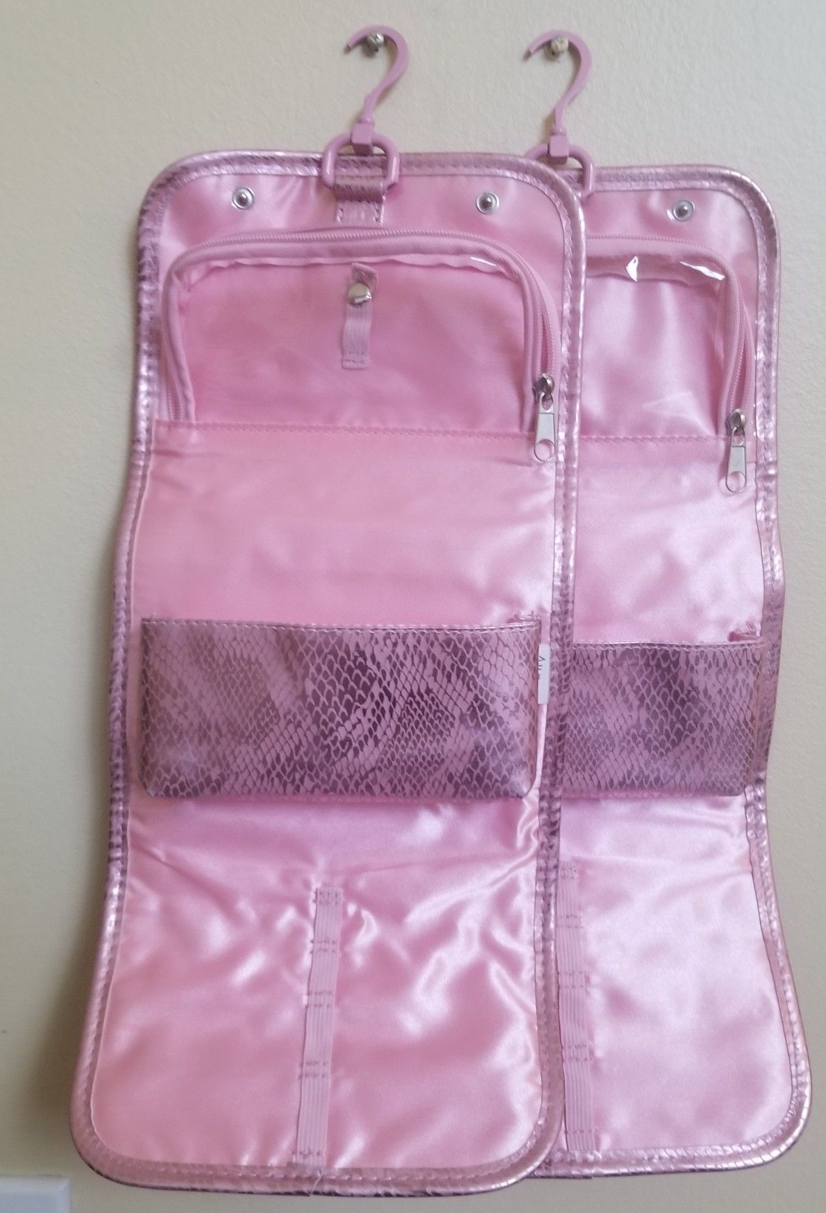 NEW Travel cosmetic Bags
