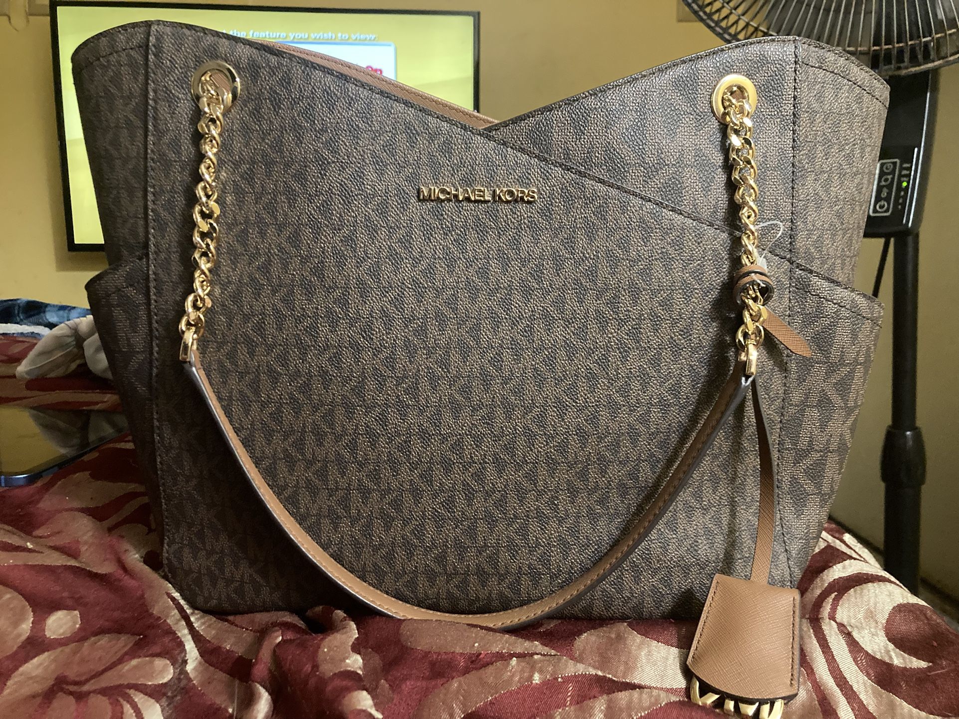 Michael Kors Jet Set Large Shoulder Bag