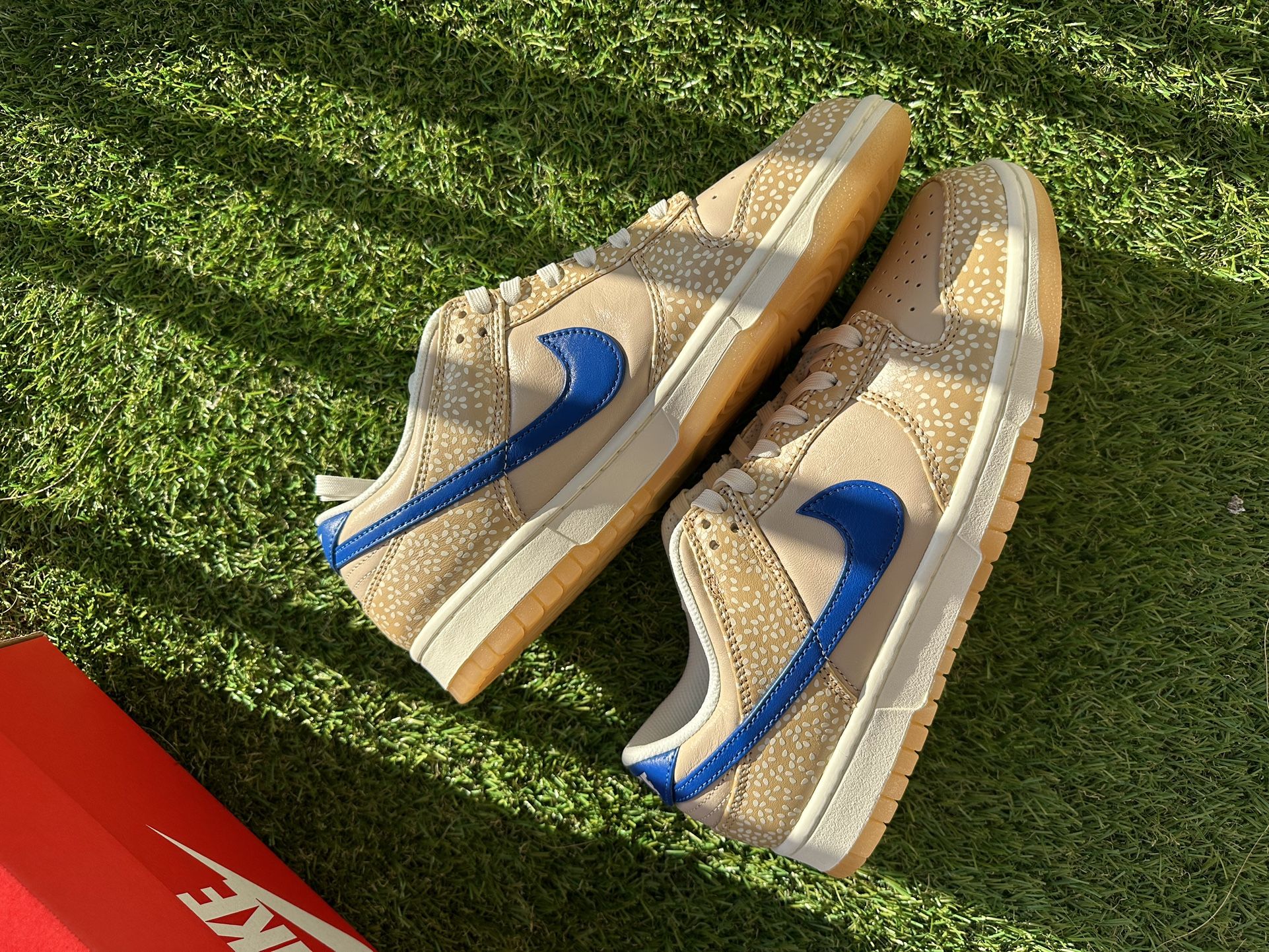 Nike Dunk Low Bagel Sesame Blue Size 9.5