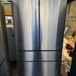 GE Profile™ 28.7 cu ft Smart 4-Door French-Door Refrigerator