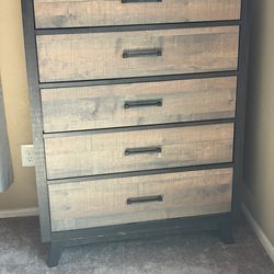 5 foot dresser
