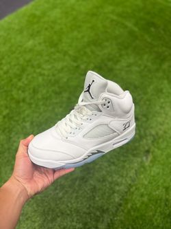 Air Jordan 5 Retro 'White Metallic'