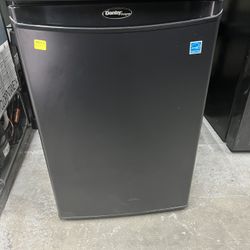 Danby Mini  Fridge 