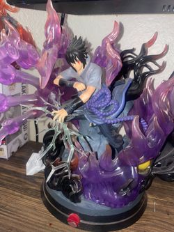 Sasuke statue
