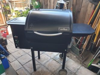 Camp Chef Smoker DLX