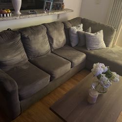 4 Seater Grey Couch 