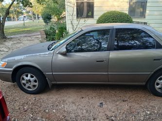 2000 Toyota Camry