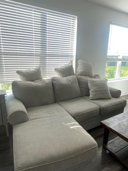 Sectional couch
