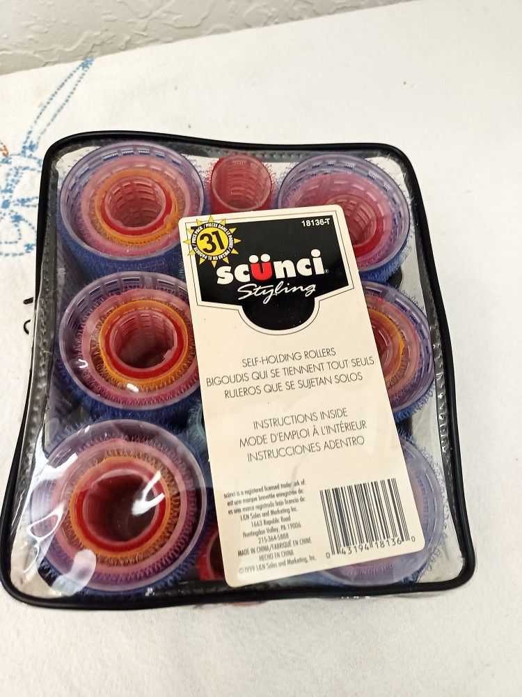 Scunci Styling Self Holding Rollers, Various Sizes, 31 Piece Pack