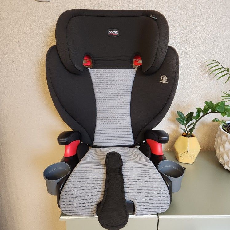Britax midpoint booster seat hotsell