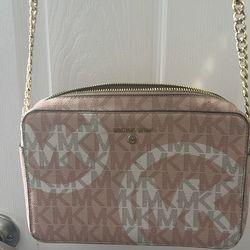 MK purse