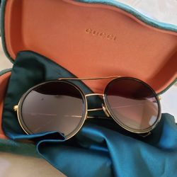 Gucci GG0061S