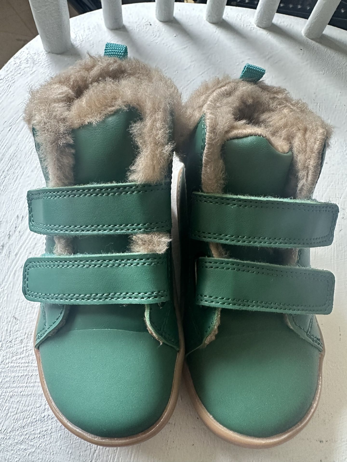 Ten Little Furry High Top Shoes Size US = 9