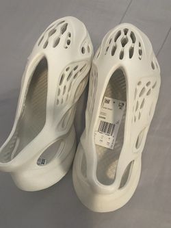 Yeezy Foam Runner (Ararat)
