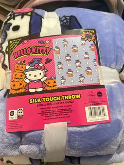 Hello kitty blanket
