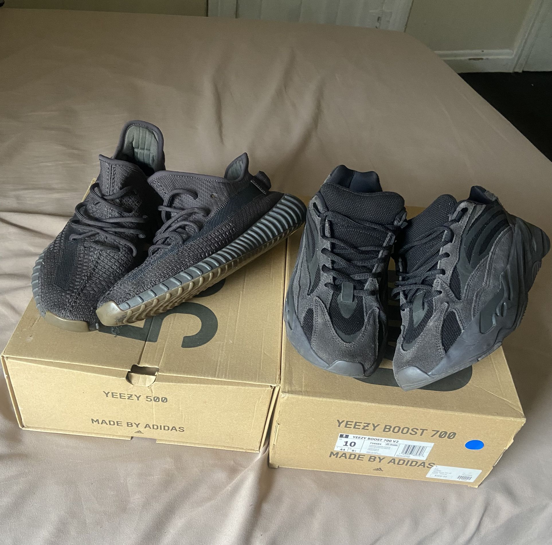 adidas gazelle silver green womens Men's Wide Fit Adidas Yeezy Boost 350 V2 Onyx Walking Sneakers | Adidas