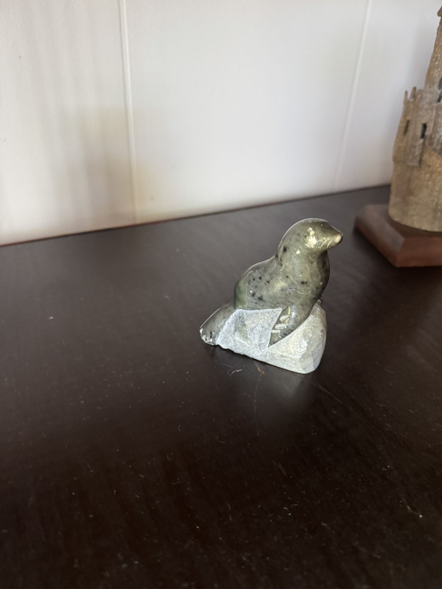 VTG R.POWERS Carved Soapstone SEAL FIGURINE 2.5" Inuit Artist