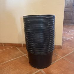 New Unused Plastic Plant Pots