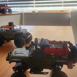 Axial 1/24 Deadbolt & Jeep JLU