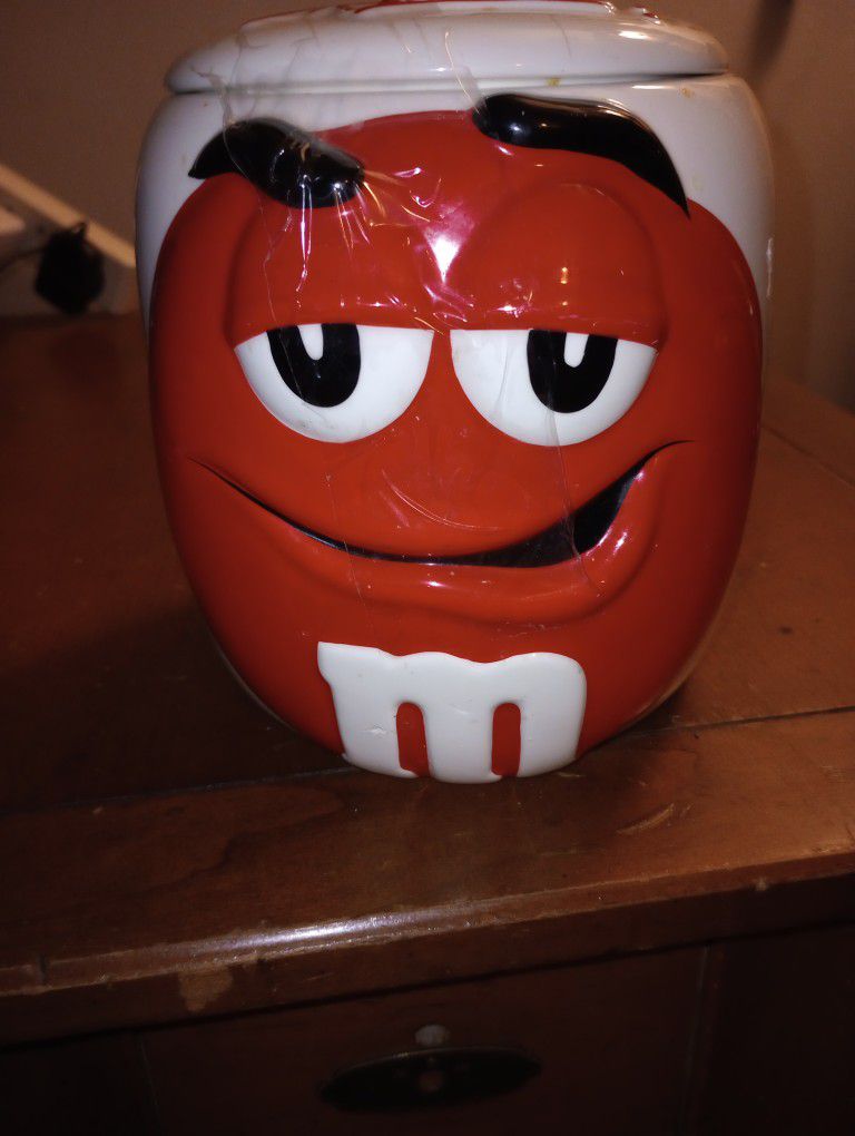 Rare   Vintage M&M Red Ceramic Candy Cookie Jar Lid Canister Galerie