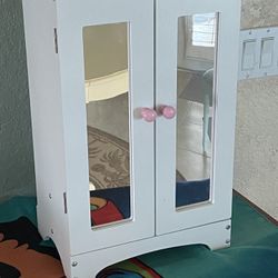 Doll Wardrobe