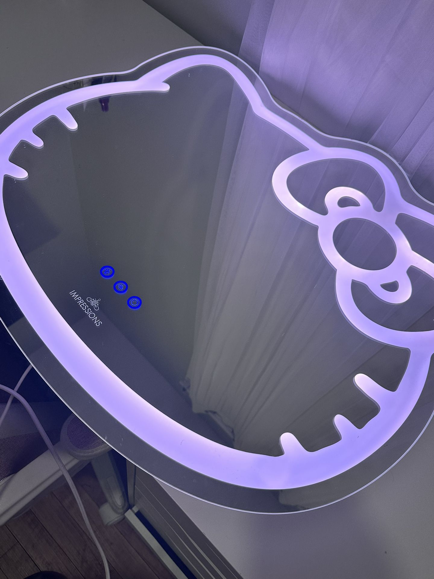 HELLO KITTY IMPRESSION MIRROR