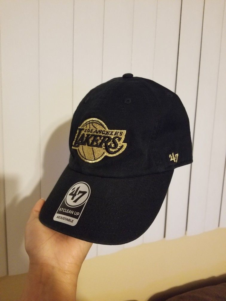 '47 Brand Los Angeles Lakers NBA Black Metallic Gold Logo Clean Up Strapback Hat