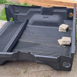 Used 2nd Gen (97-04) Dodge Dakota Short Bed (5.5 ft) Bedliner