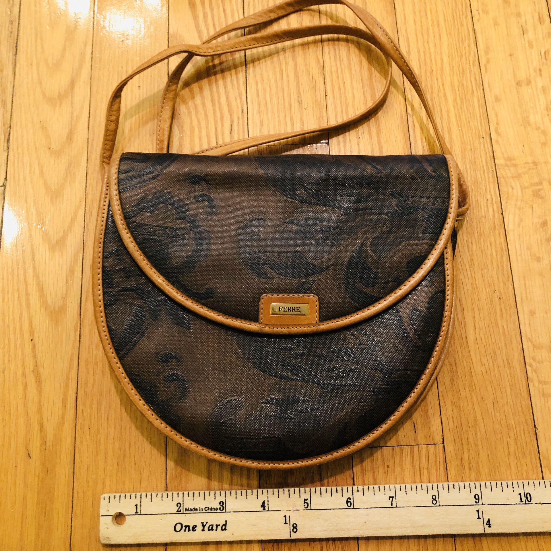 Gianfranco ferre crossbody bag