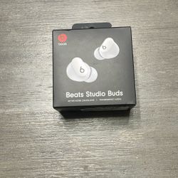 Beats Studio Buds