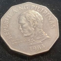 Vintage 5-Coin Philippines Collection - Unique 10-Sided "Piso" Set!