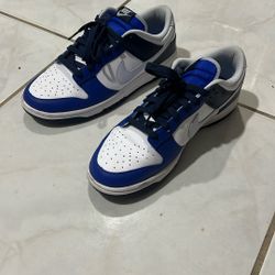 Nike Dunks 