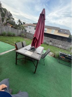 Solid outdoor table with chairs & Umbrella