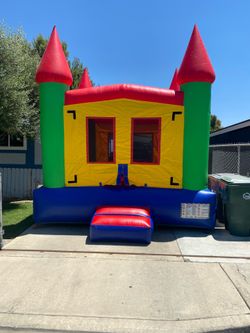Commercial 13x13 bounce uhouse for sale (READ DESCRIPTION)