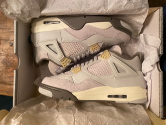 Air Jordan 4 Retro SE