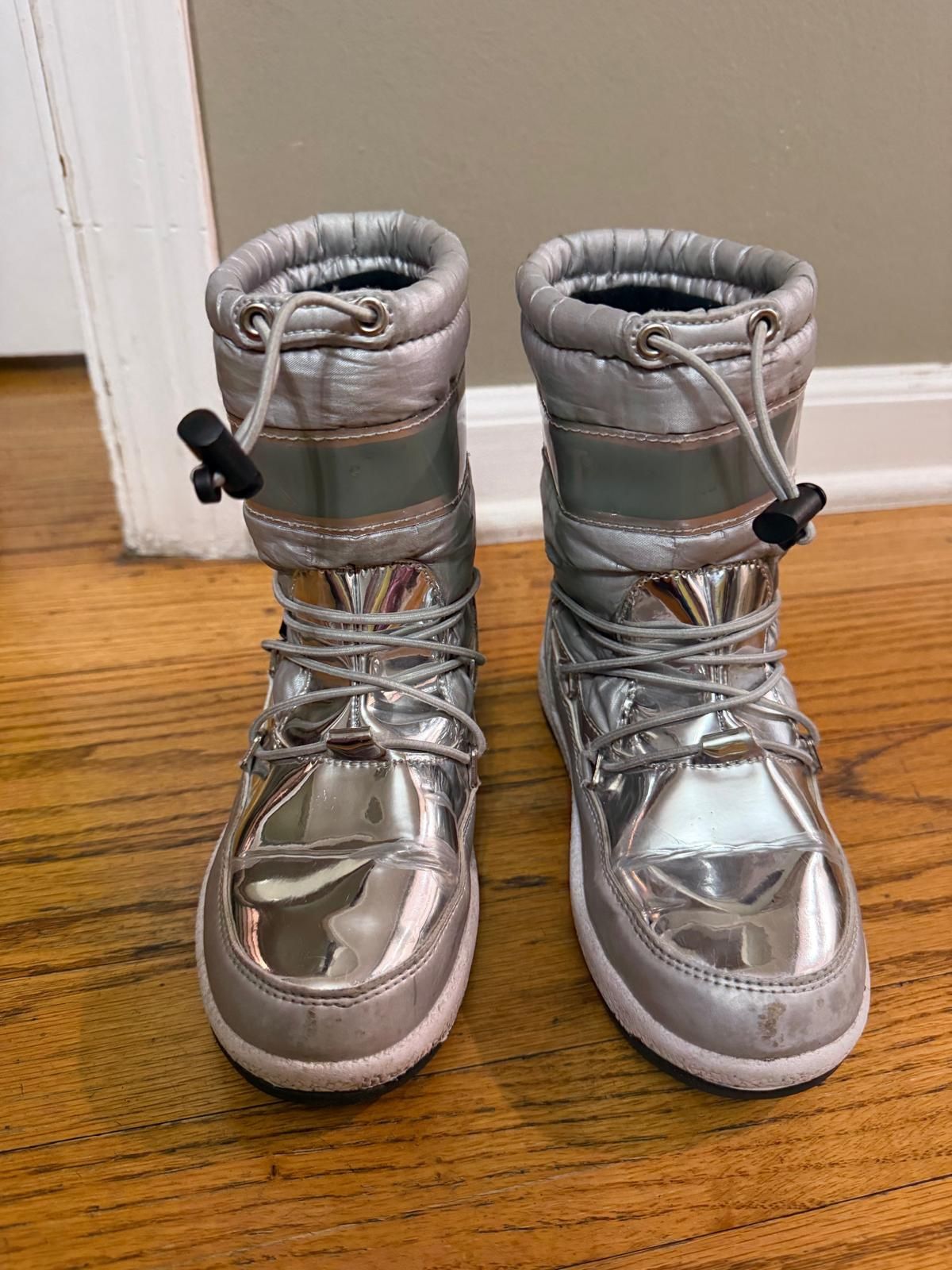 Moon boots For Girls (size Eu 31)