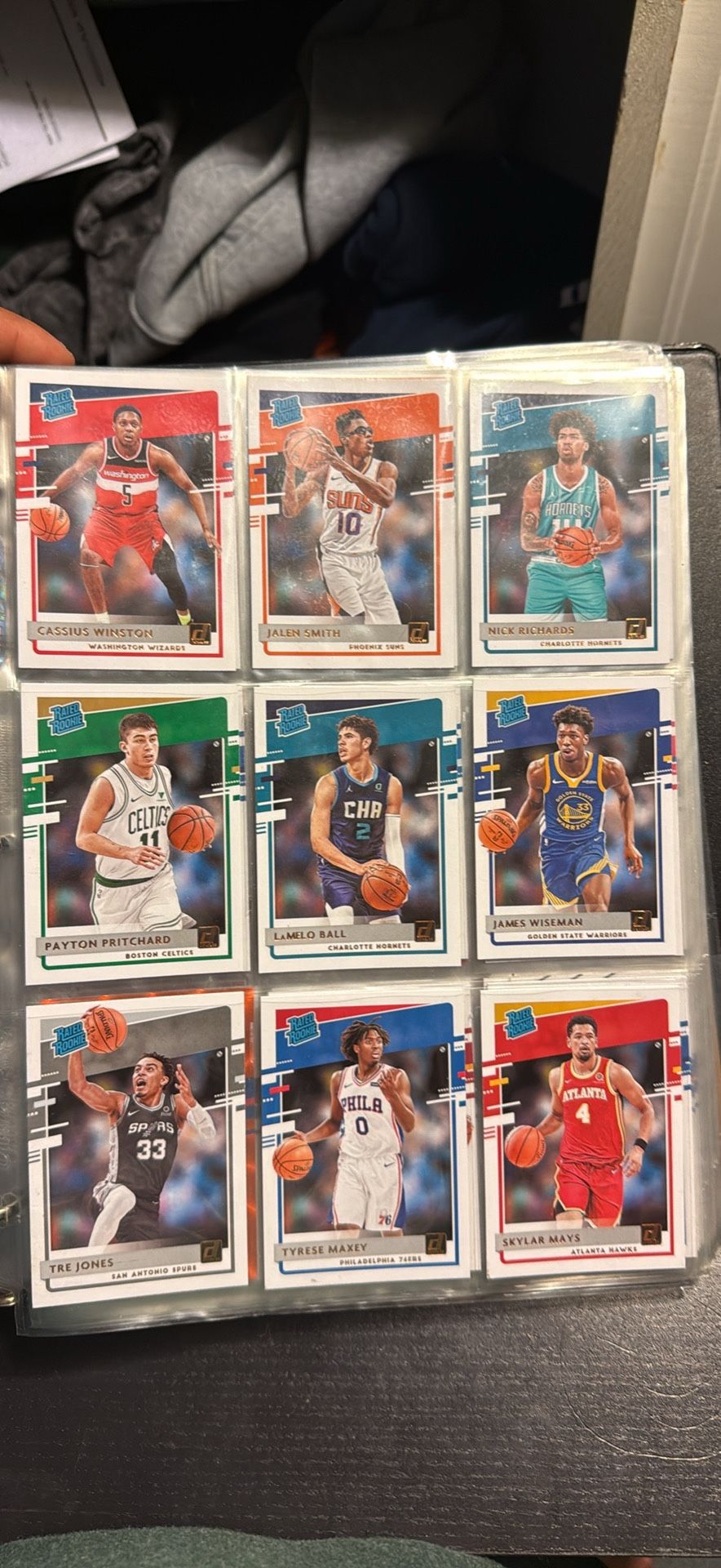 400+ NBA and MLB cards - Good For Collectors/resellers
