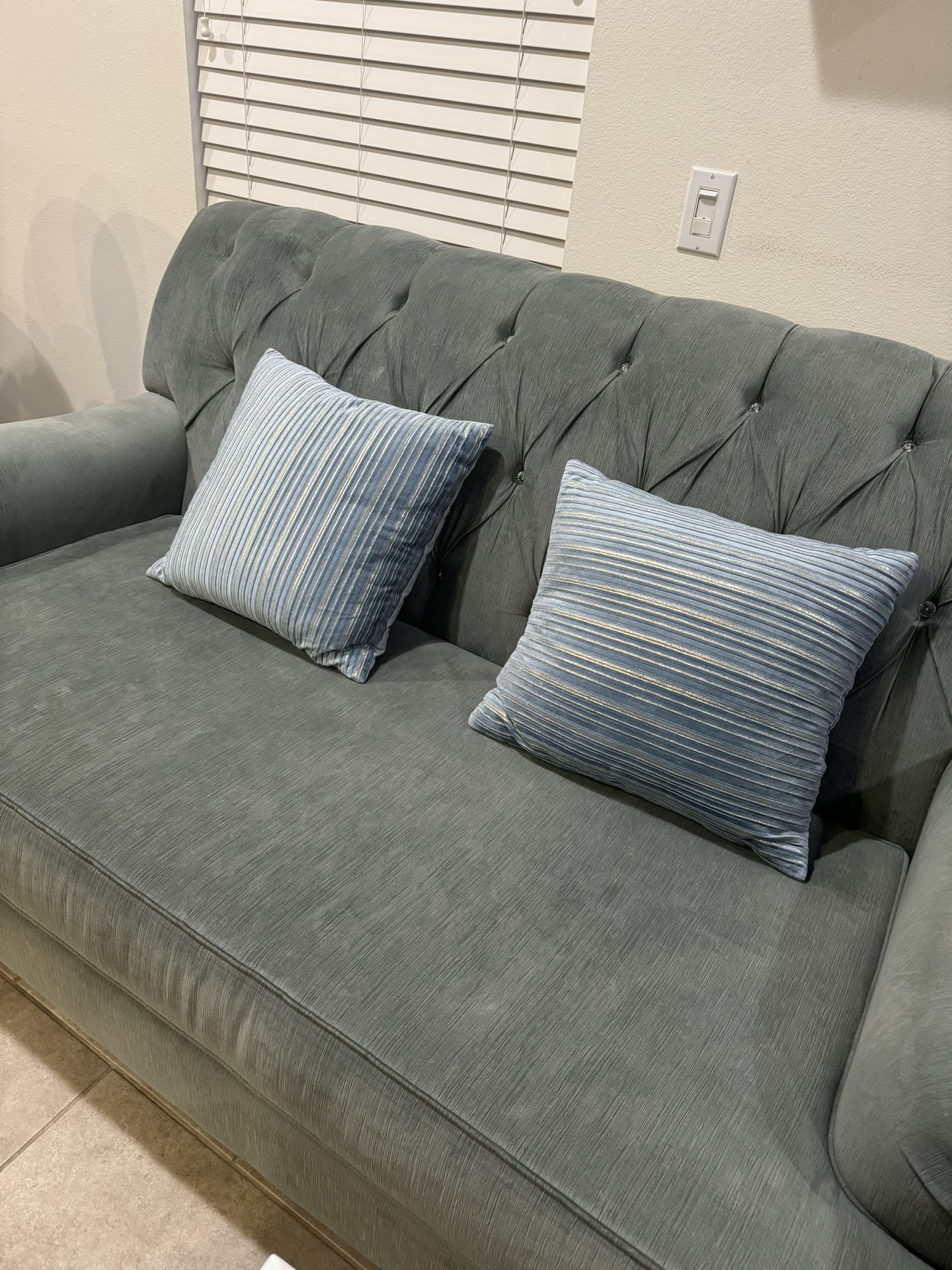 Modern Sofas 