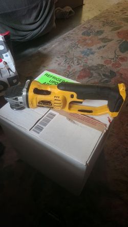 DeWalt 20v MAX angle grinder
