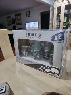 Jone soda Seahawks  collector pack  2007