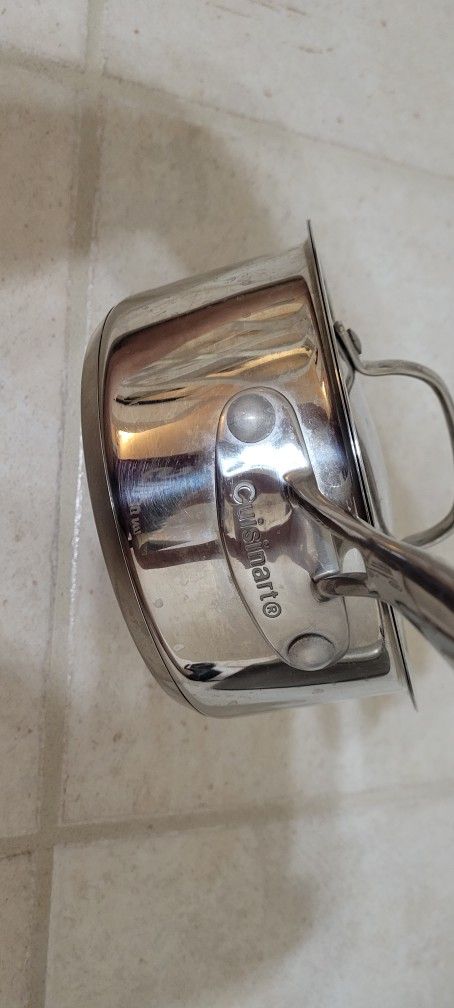 Cuisinart Stainless Steel and Club Aluminum and Other Cookware for Sale in  Phoenix, AZ - OfferUp