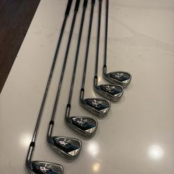 Callaway XR - RH Golf Club Iron Set